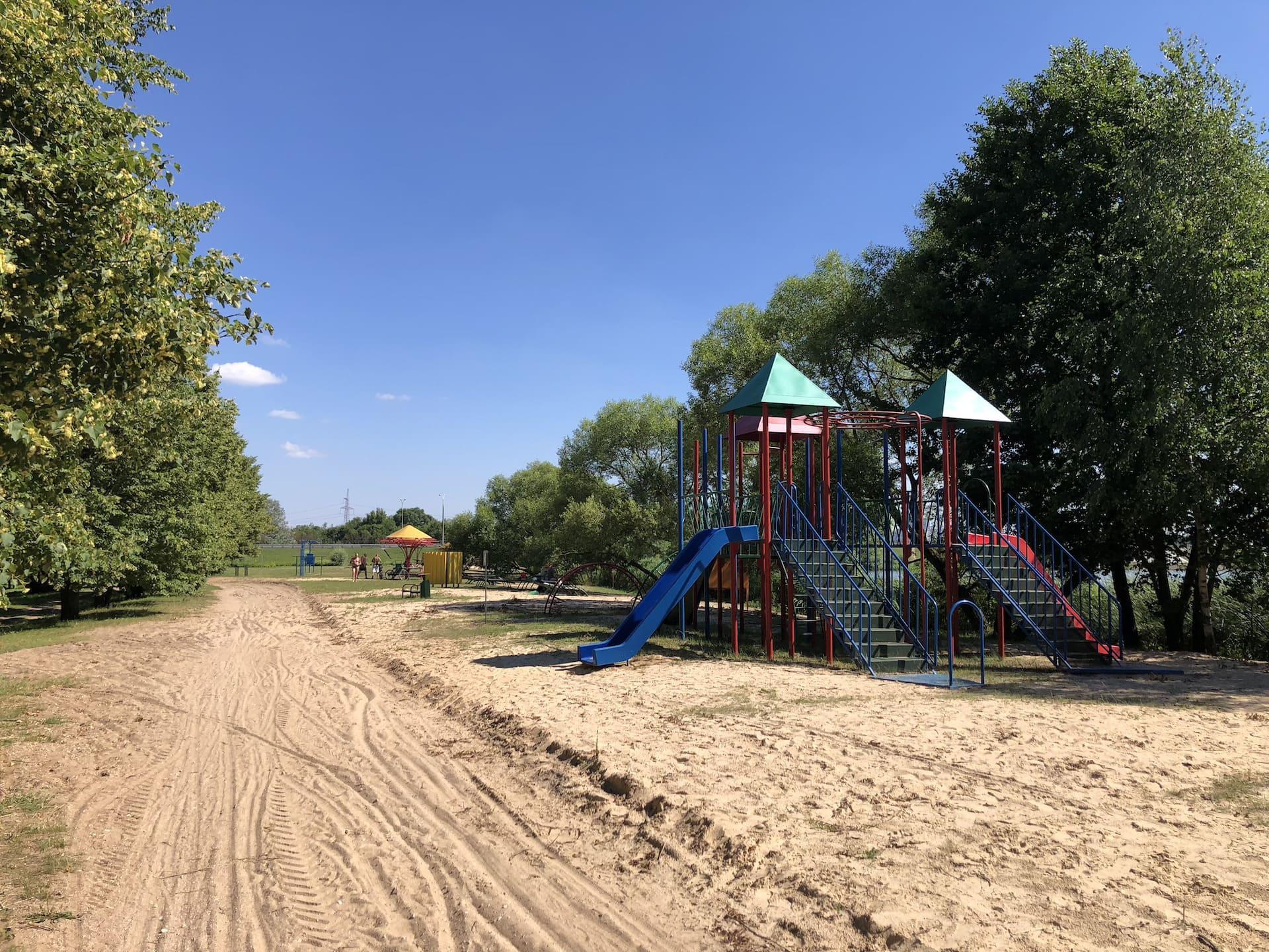 Beach No. 6 at the Drozdy Reservoir 1