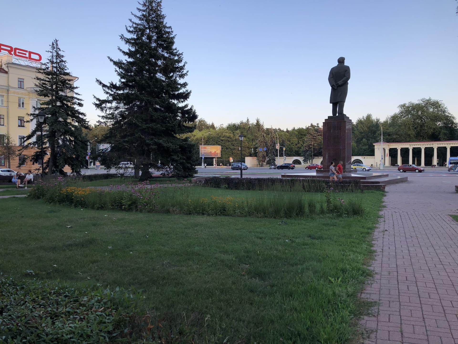 Kalinin Square 5