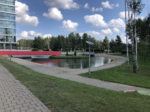 Сквер рядом с аквапарком Лебяжий Фото объекта 1