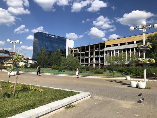 Komarovsky Square Entity photo 2