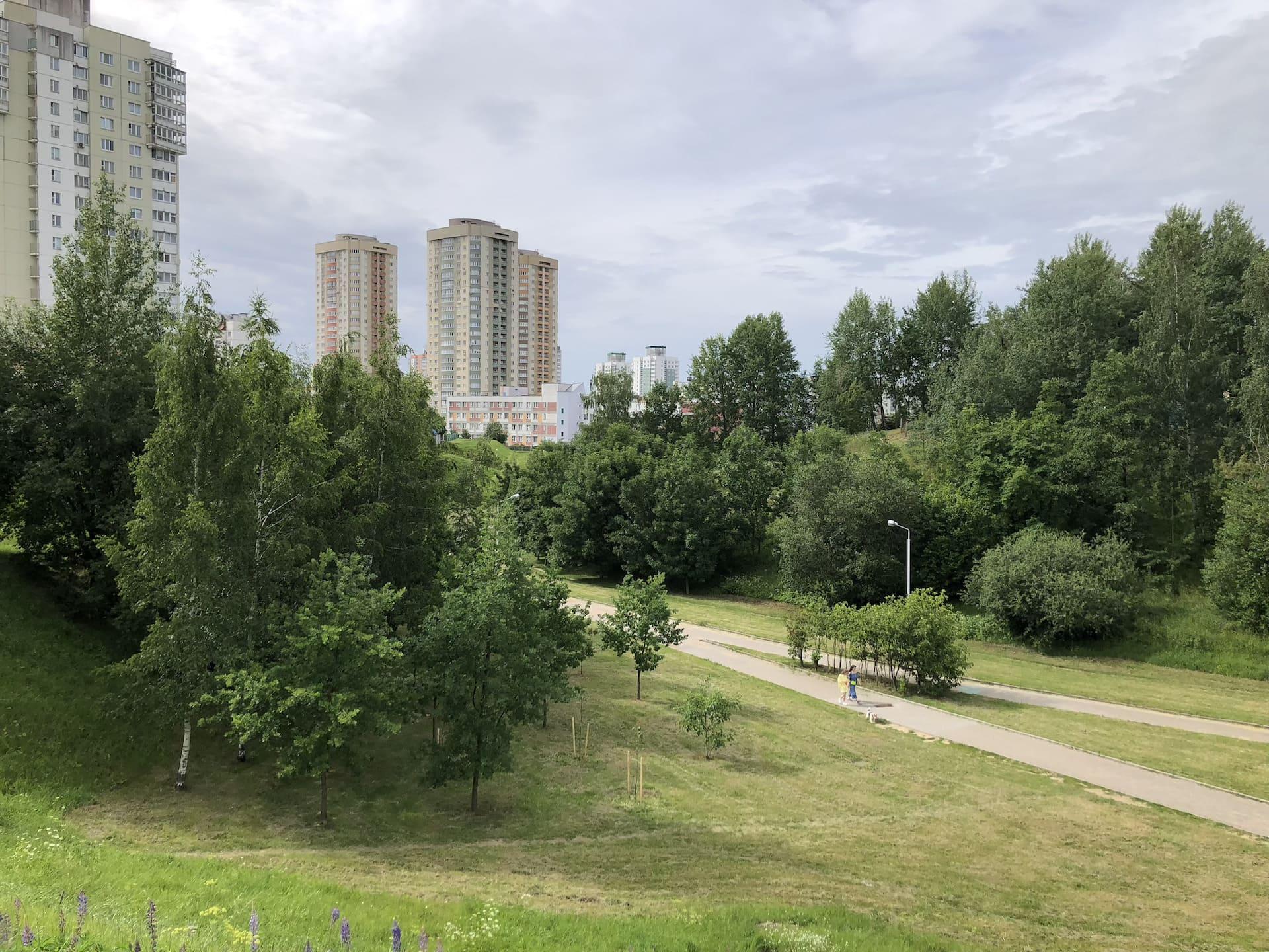 Pogulyanka Square 1