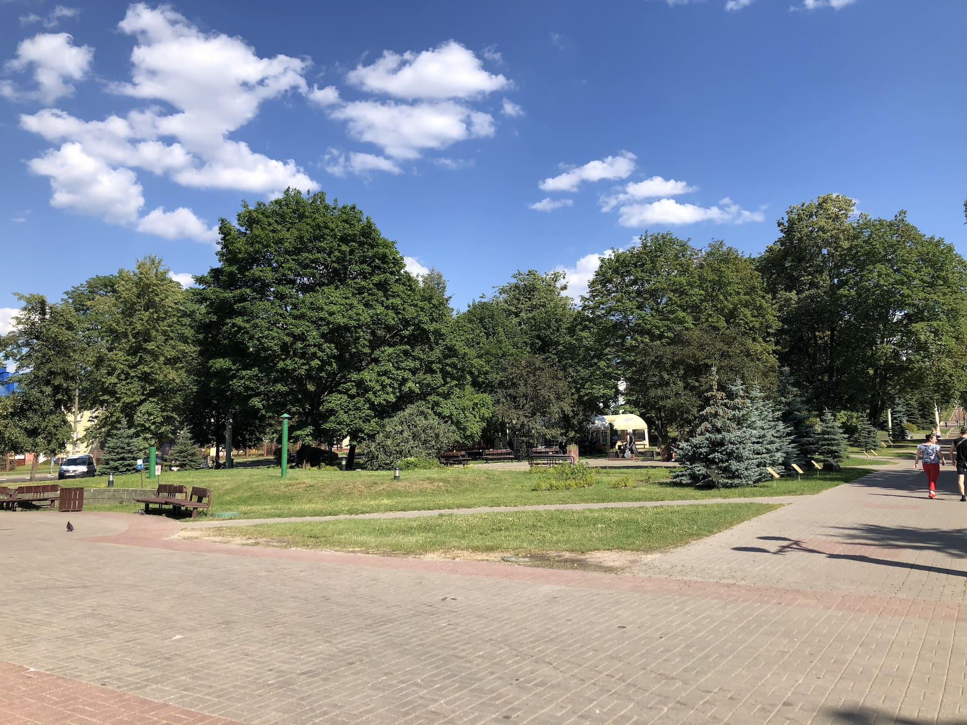 Vladimir Mulyavin Square 1