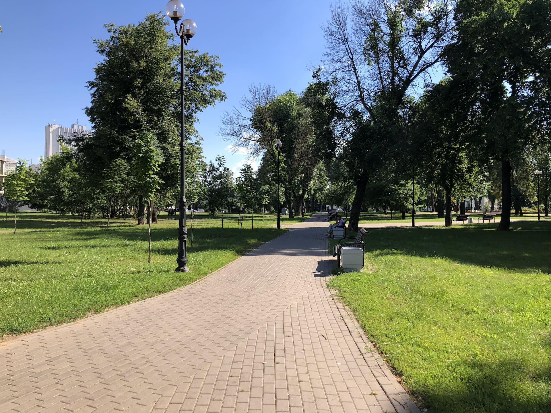 Simon Bolivar Square 0