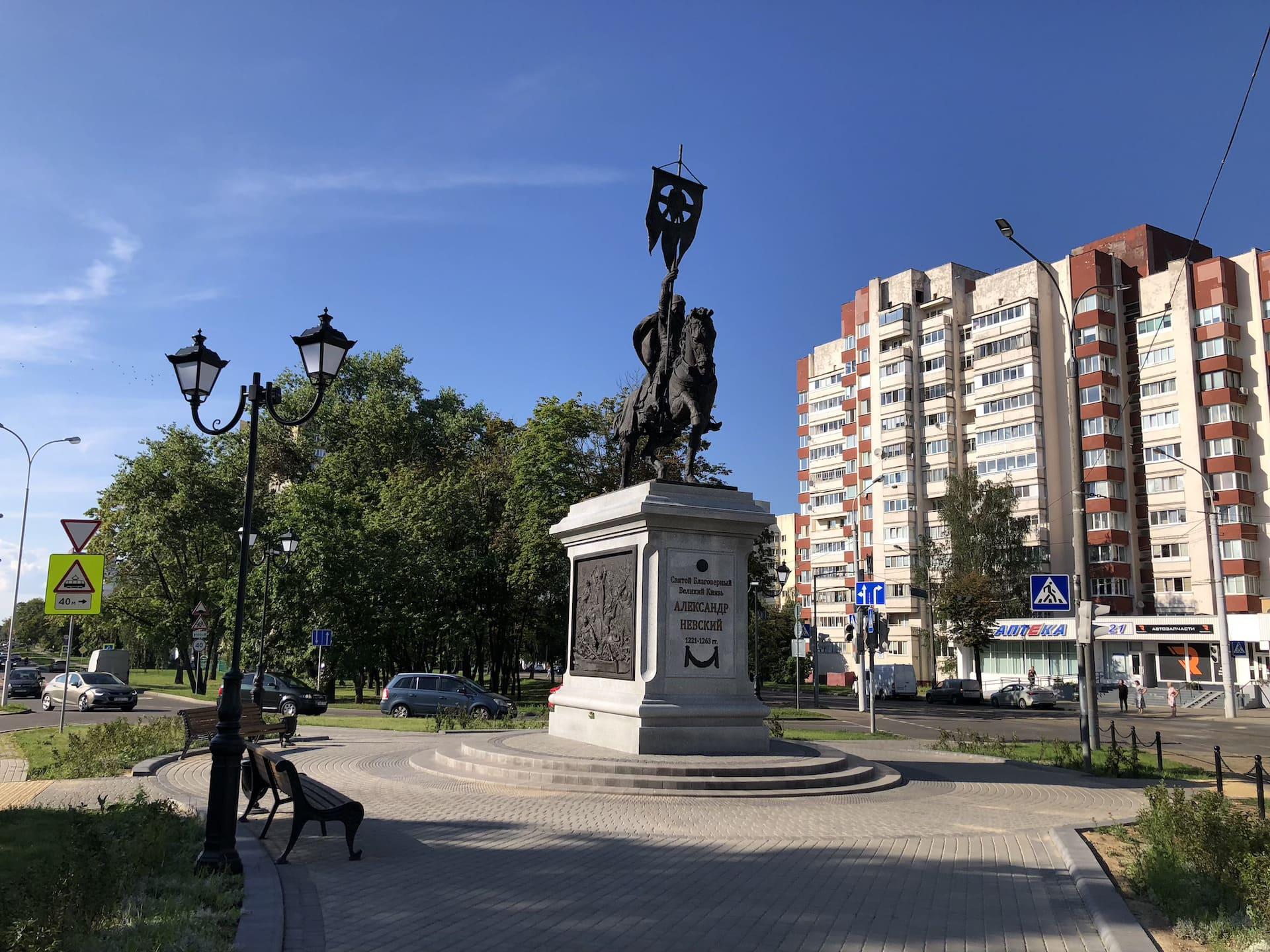 Monument to Alexander Nevsky 2