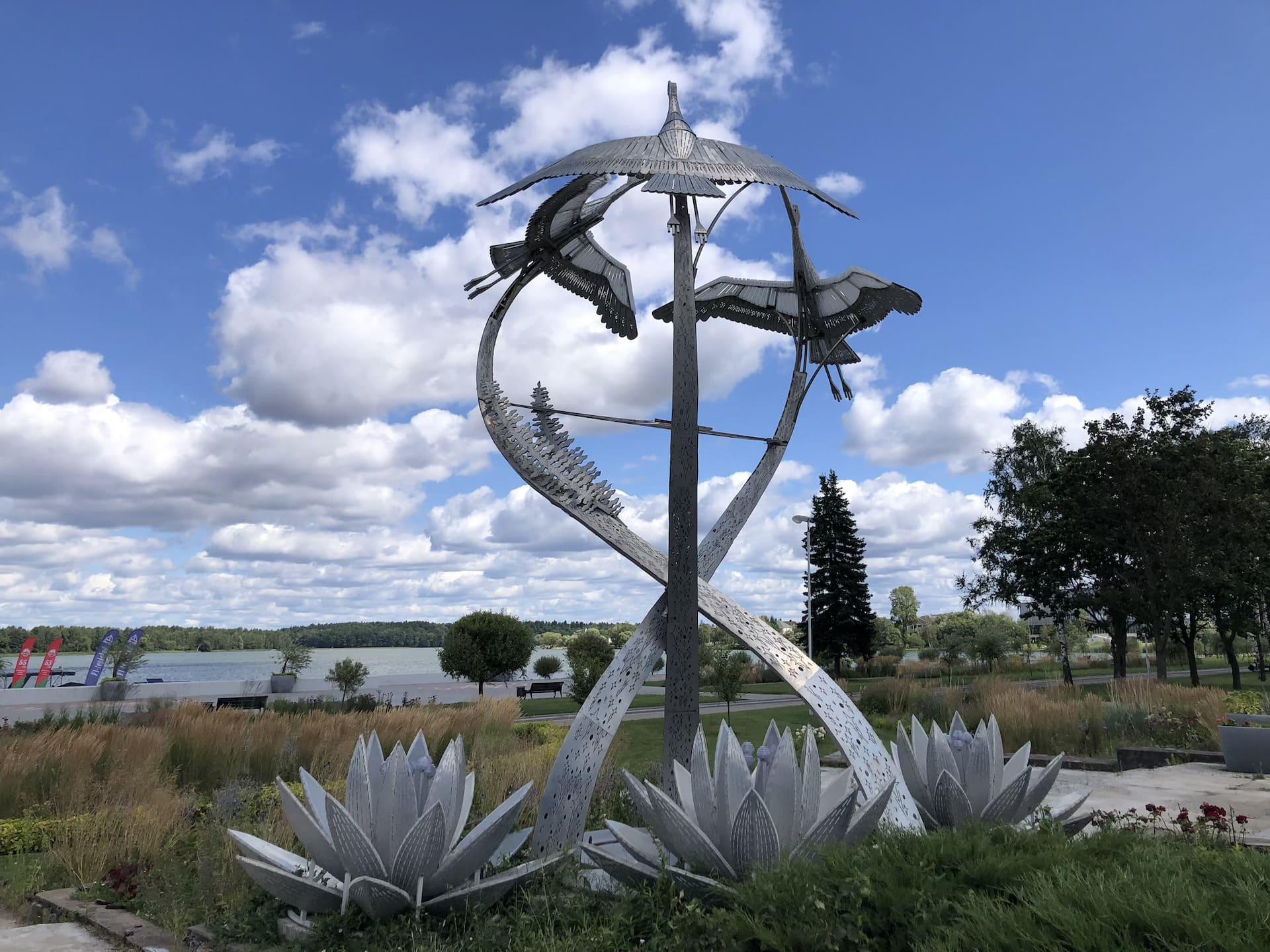 Sculpture "Three Storks" 4