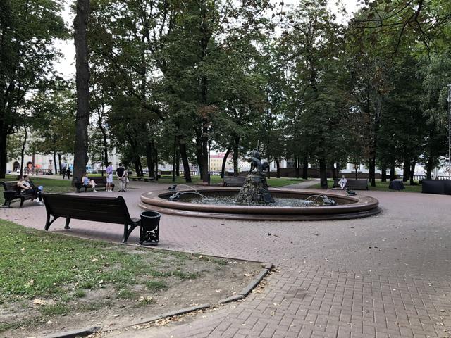 Fountain "Boy with a Swan" Entity photo 1