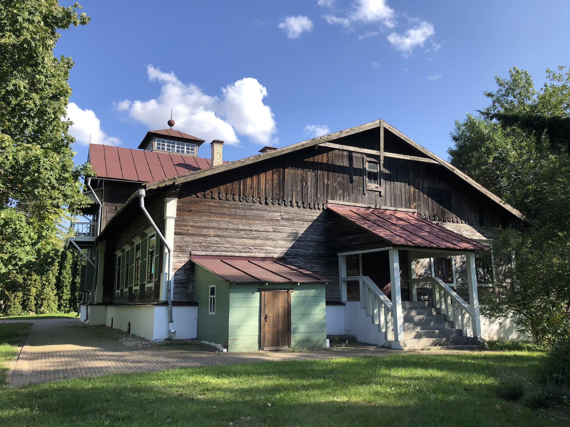 Wing at Loshitsa Estate 1