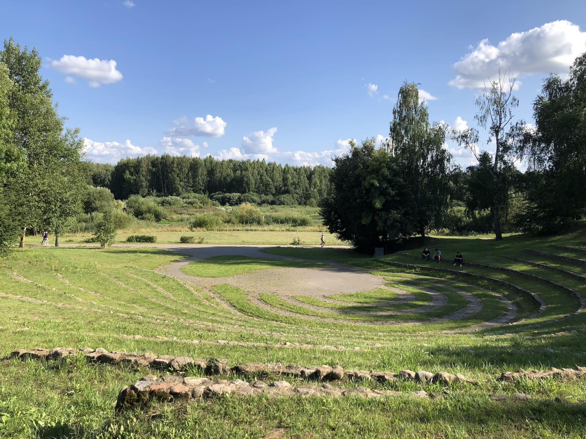 Landscape Amphitheater in Loshitsky Park 0