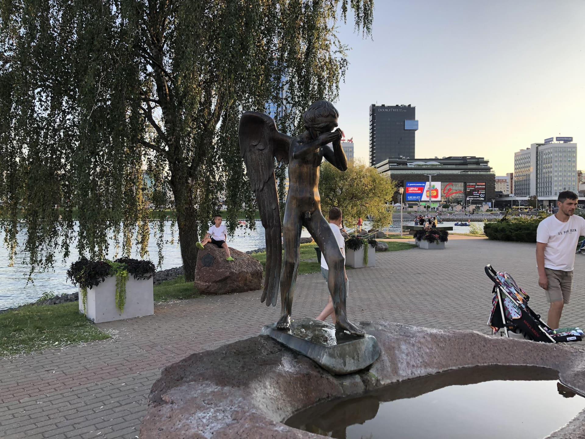 Monument to Alexander Nevsky 2