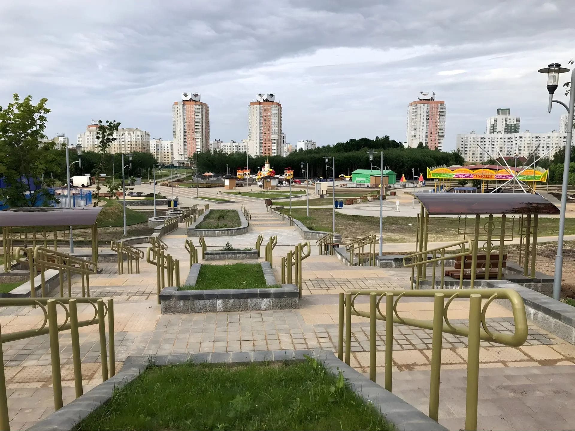 明斯克雨果·查韦斯公园将建设2公里轮滑滑雪道及综合体育设施