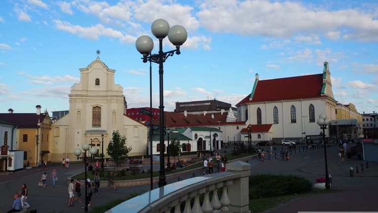Minsk Summer 2025: Free Theater & Citywide Dance Venues