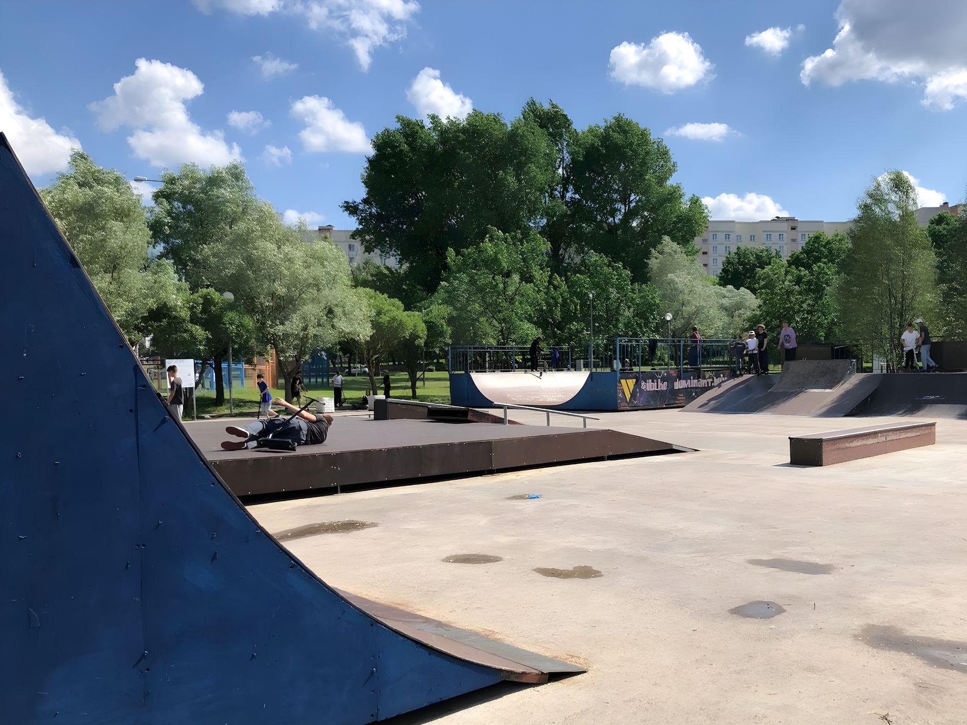 Skate Park on Stolyetova Street 2