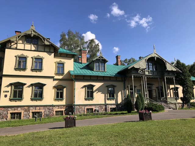 Loshitsa Estate Entity photo 1